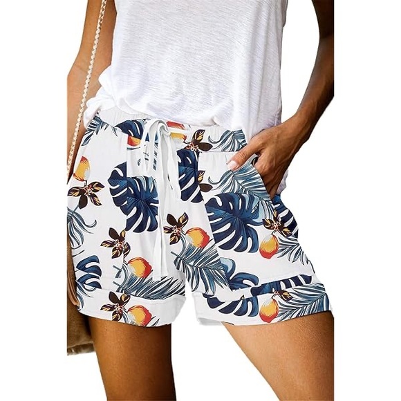 Amazon Essentials Pants - Amazon Essentials Women's Tropical Print Shorts